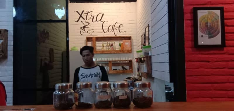 x-tra cafe jombang