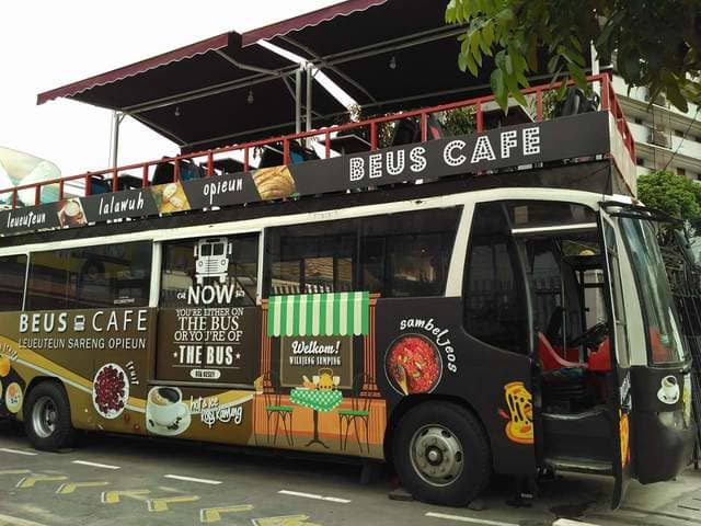 beus cafe bandung