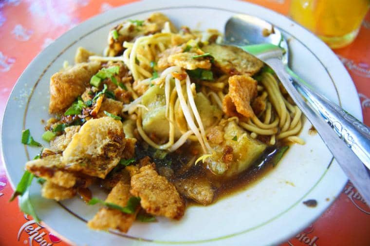 mie kopyok pak dhuwur