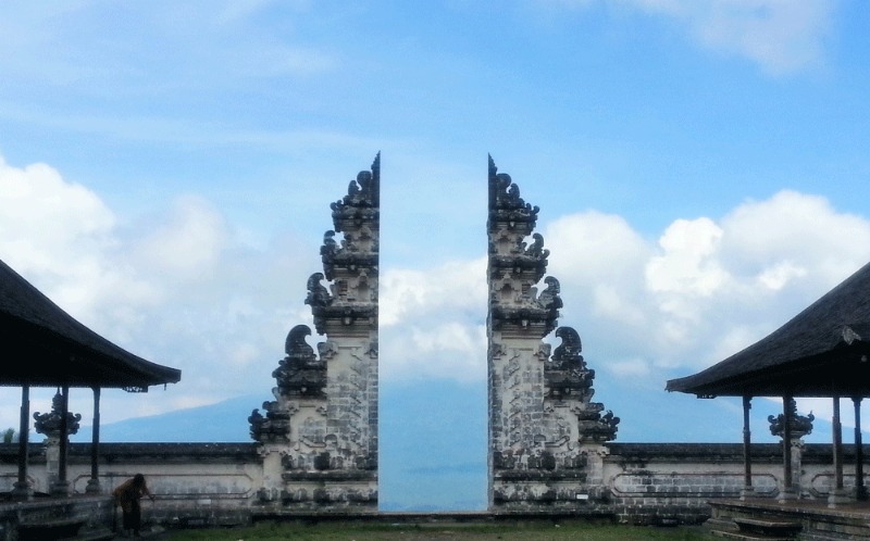 Pura Luhur Lempuyang