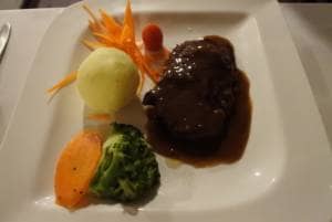 kuliner di halong bay cruises